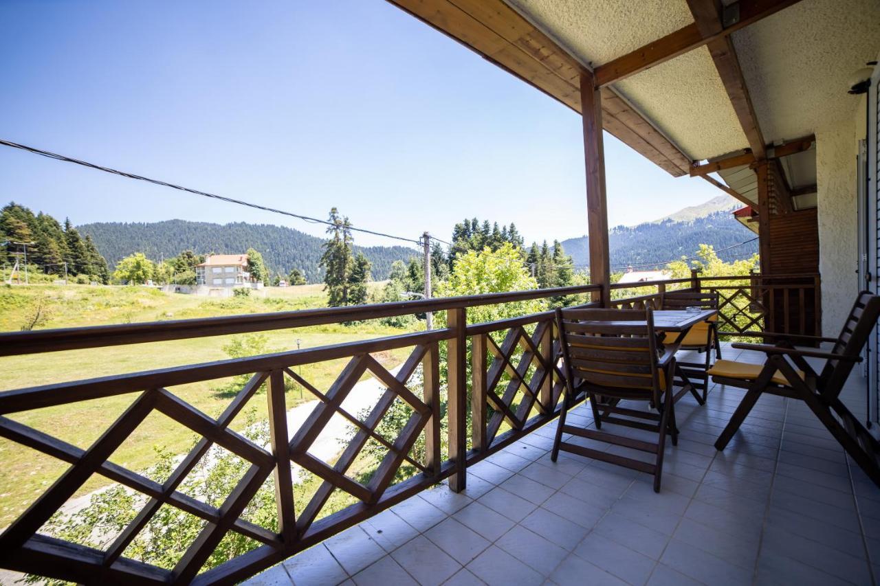 Ξενοδοχειο Παπαναγιωτου Hotel Neraidochori Exterior photo